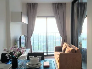 For rent and for sale 1 bed condo in Si Racha, Chonburi
