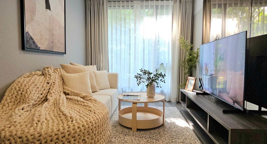 For sale 2 bedrooms condo in Khlong Toei, Bangkok
