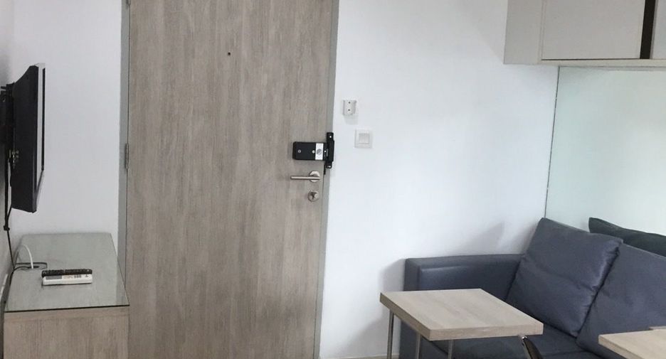 Wohnung zur Miete mit Studio in Huai Khwang, Bangkok