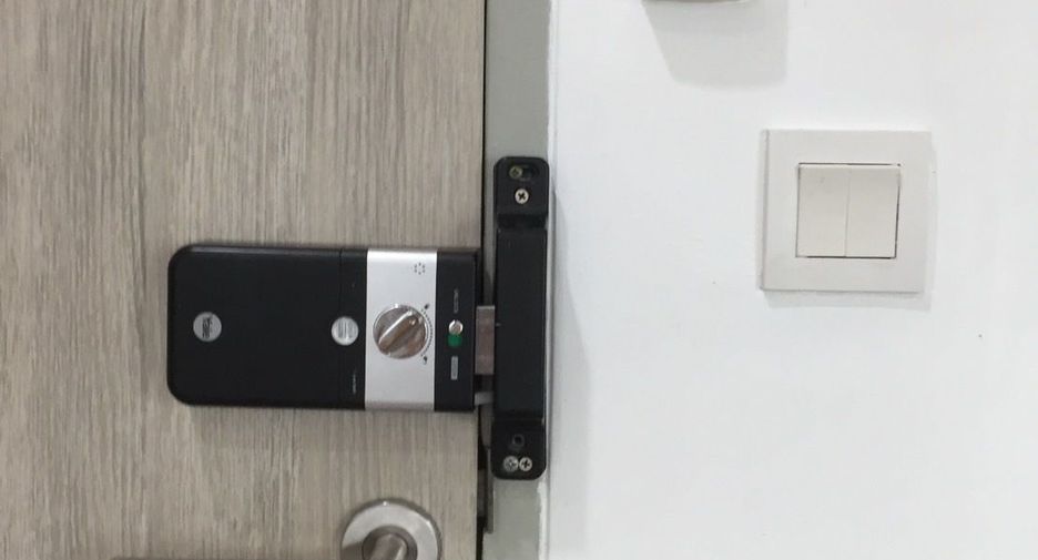 Wohnung zur Miete mit Studio in Huai Khwang, Bangkok