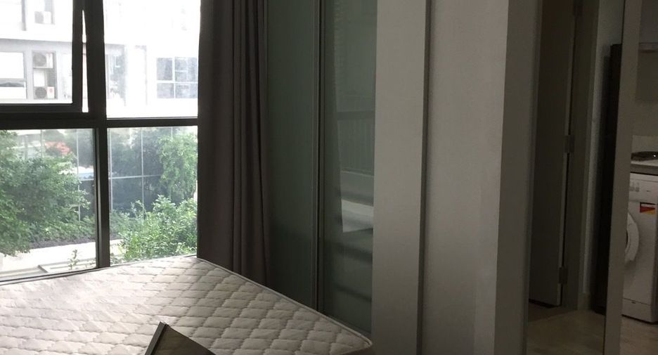 Wohnung zur Miete mit Studio in Huai Khwang, Bangkok