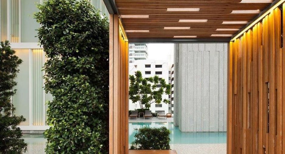 For rent 2 bedrooms condo in Khlong Toei, Bangkok