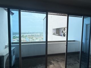 Wohnung zum Kauf mit 3 Zimmer in Yan Nawa, Bangkok