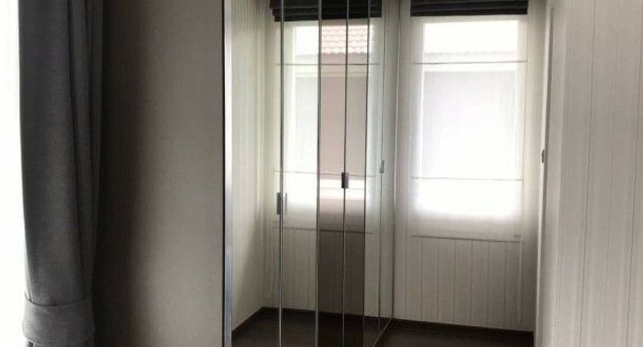 For sale 4 bedrooms house in Bang Phli, Samut Prakan