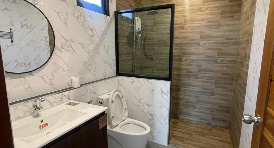 For rent 3 bedrooms house in Bang Lamung, Chonburi