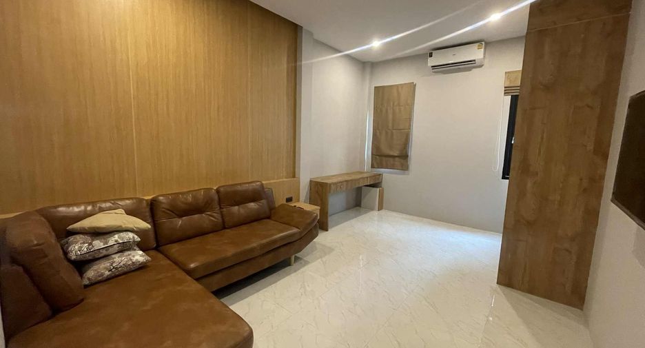 For rent 3 bedrooms house in Bang Lamung, Chonburi