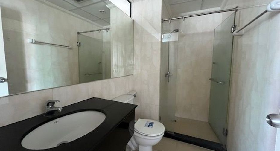 À vendre 2 chambres condo à Watthana, Bangkok