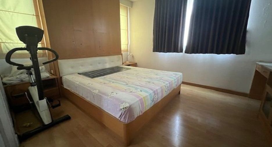 À vendre 2 chambres condo à Watthana, Bangkok