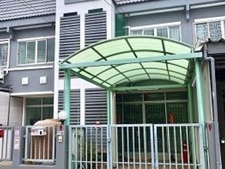 For sale 2 bedrooms townhouse in Khlong Sam Wa, Bangkok
