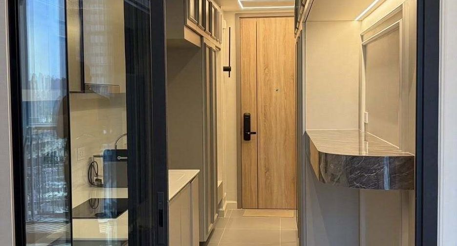 For rent 1 bed condo in Ratchathewi, Bangkok