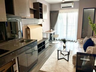 Wohnung zur Miete mit 1 Zimmer in Bang Rak, Bangkok