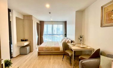À vendre et à louer studio condo à Bang Na, Bangkok