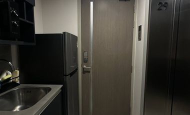 Аренда 1 кровать кондо в Патхум Щан, Бангкок
