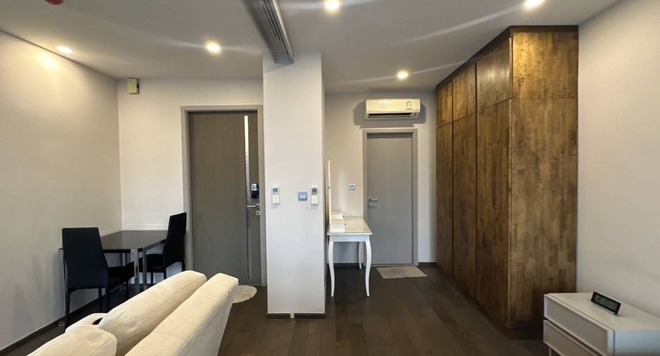 For rent 1 bed condo in Pathum Wan, Bangkok