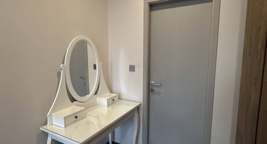 For rent 1 bed condo in Pathum Wan, Bangkok