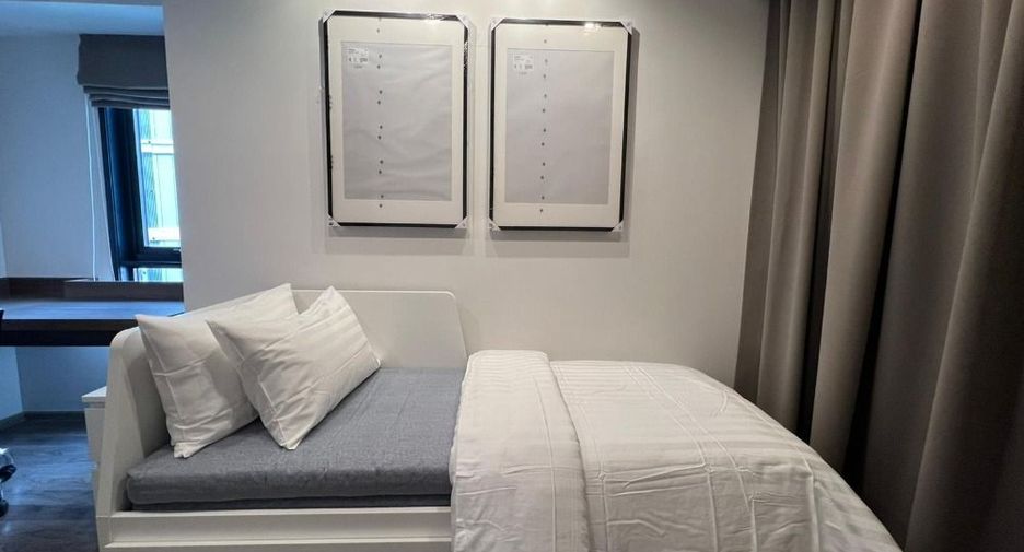 For rent 2 bedrooms condo in Chatuchak, Bangkok
