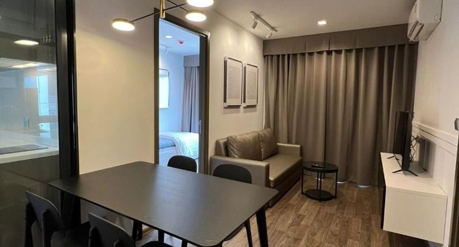 For rent 2 bedrooms condo in Chatuchak, Bangkok