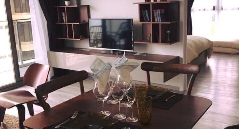 For sale 1 bed condo in Bang Lamung, Chonburi