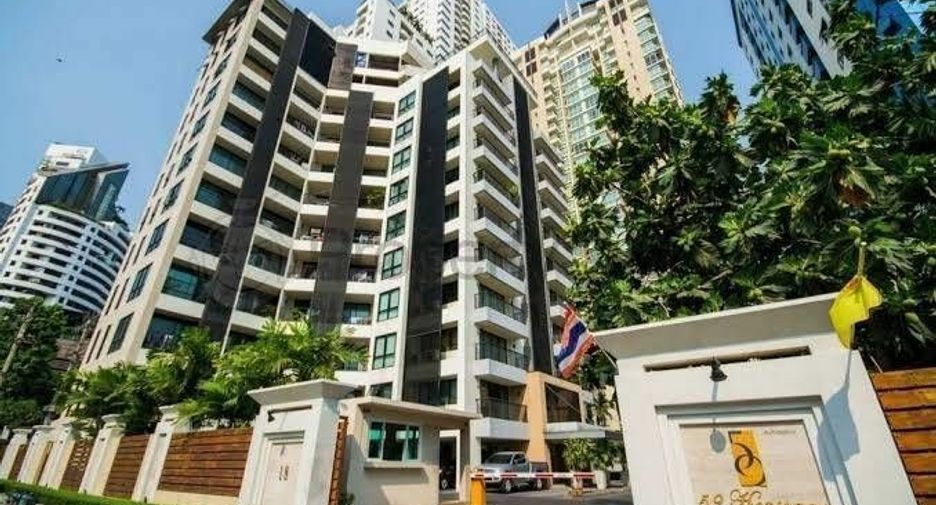 For rent 1 bed condo in Watthana, Bangkok
