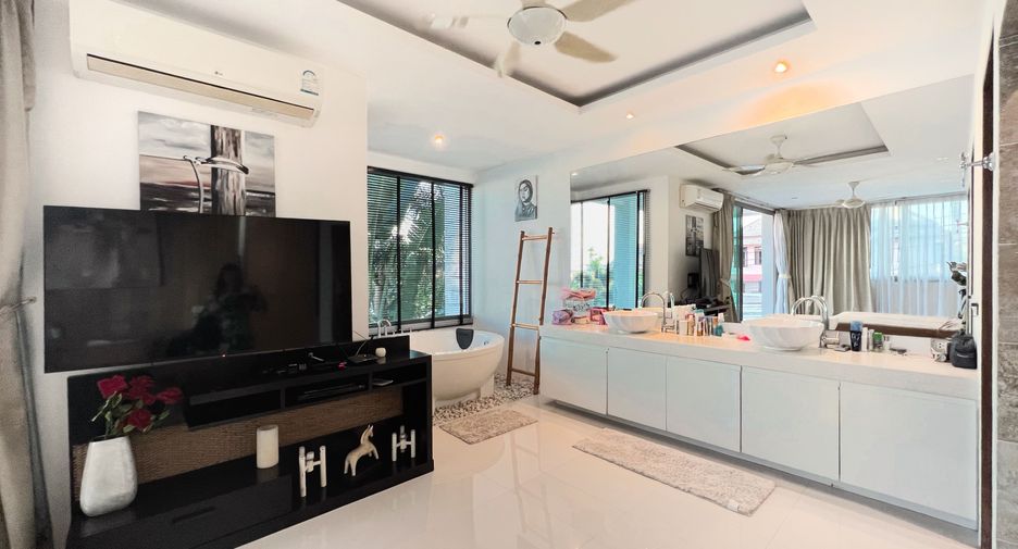 À vendre 3 chambres villa à Mueang Phuket, Phuket