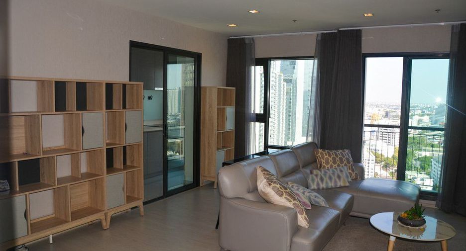 ขาย 2 ห้องนอน คอนโด ใน คลองเตย, กรุงเทพฯ