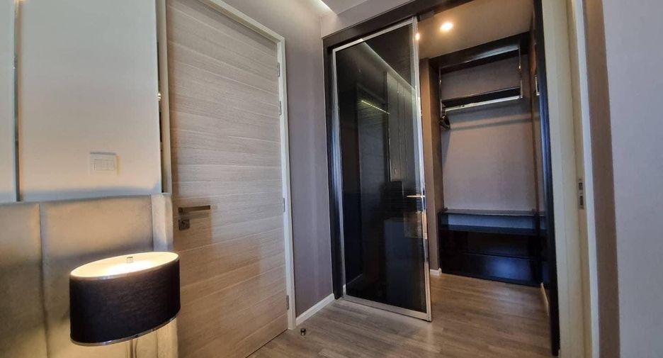 For sale 2 bedrooms condo in Sathon, Bangkok
