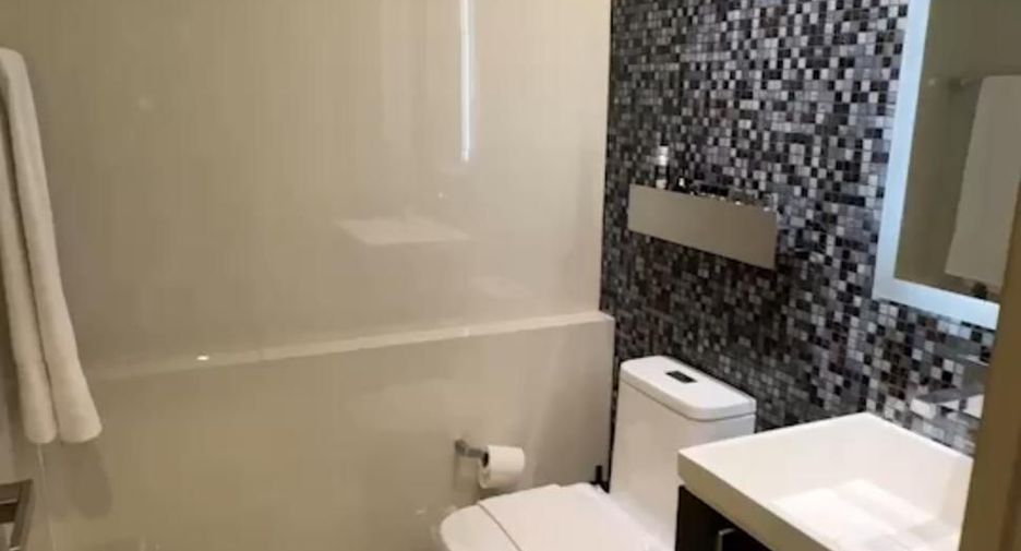 For sale 2 bedrooms condo in Sathon, Bangkok