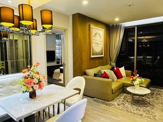 À vendre 2 chambres condo à Sathon, Bangkok