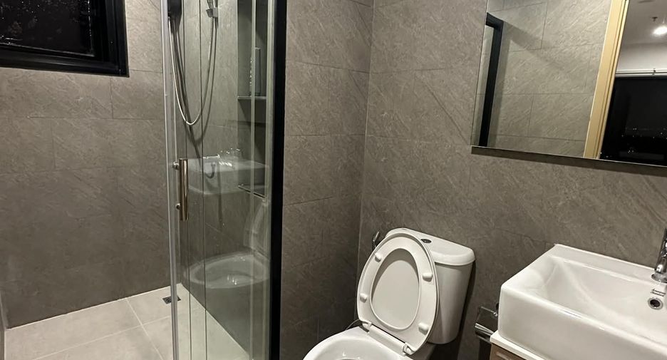 For rent 2 bedrooms condo in Phasi Charoen, Bangkok