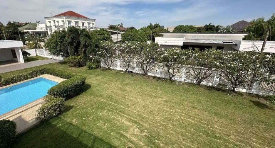 For rent 7 bedrooms villa in Bang Phli, Samut Prakan