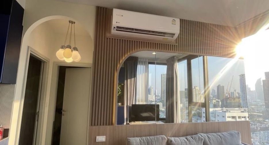 For rent 2 bedrooms condo in Watthana, Bangkok