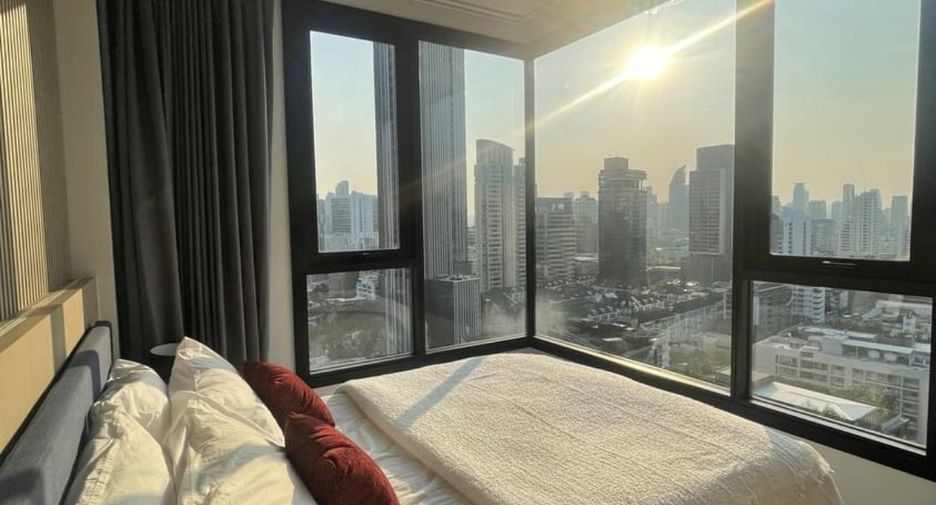 For rent 2 bedrooms condo in Watthana, Bangkok