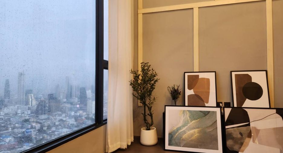 For sale 2 bedrooms condo in Bang Rak, Bangkok