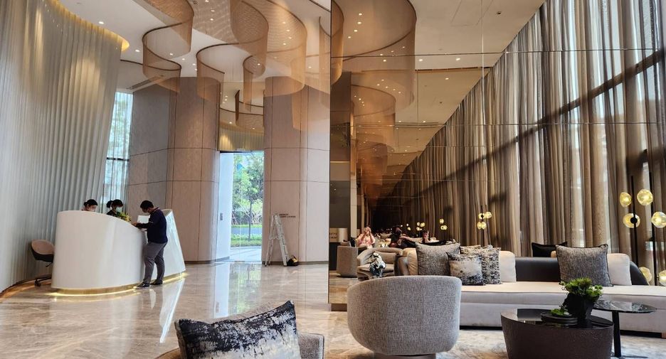 For sale 2 bedrooms condo in Bang Rak, Bangkok