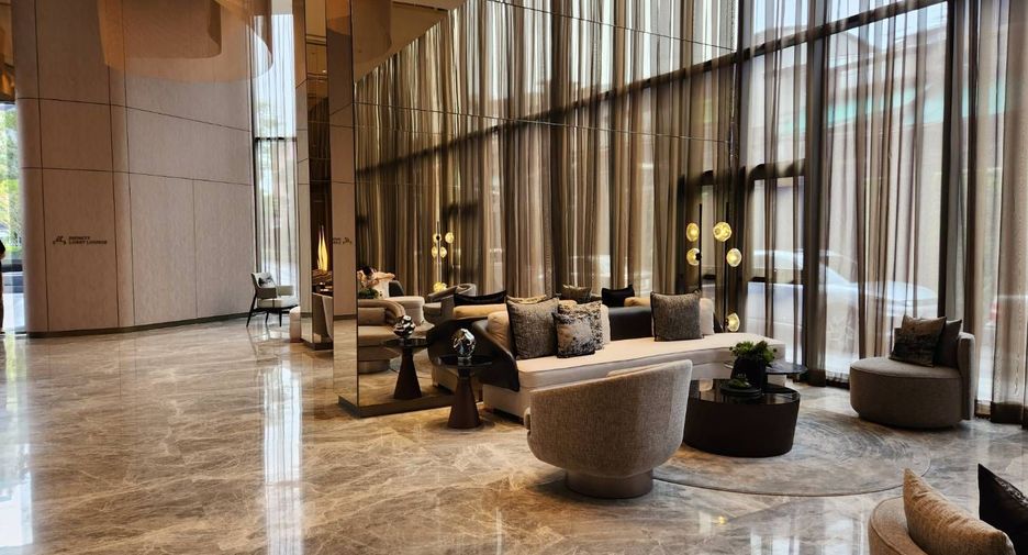 For sale 2 bedrooms condo in Bang Rak, Bangkok