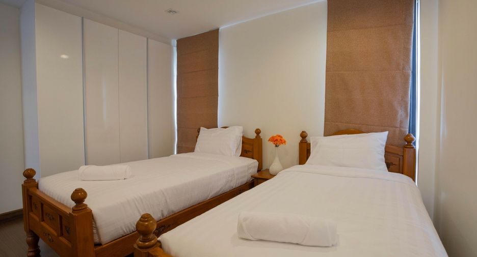 For rent 5 bedrooms villa in Thalang, Phuket