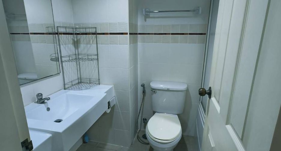 For rent 1 bed condo in Phaya Thai, Bangkok