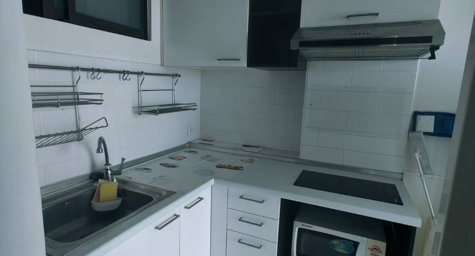 For rent 1 bed condo in Phaya Thai, Bangkok