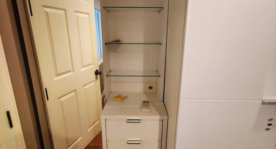 For rent 1 bed condo in Phaya Thai, Bangkok