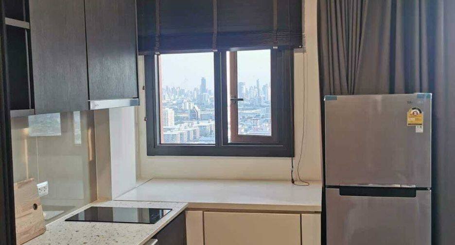 À louer 1 chambre condo à Huai Khwang, Bangkok