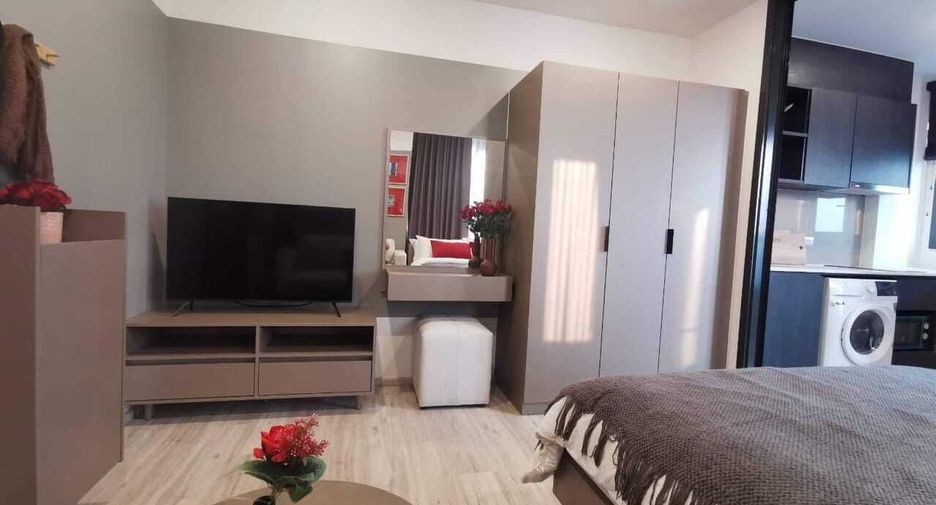 À louer 1 chambre condo à Huai Khwang, Bangkok
