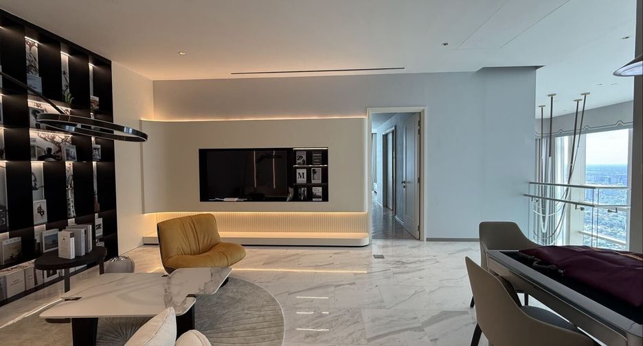 For rent 4 bedrooms condo in Bang Kho Laem, Bangkok