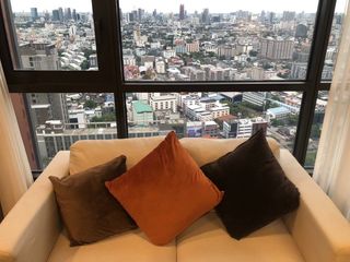 Condo en alquiler de 1 habitaciones en Huai Khwang, Bangkok