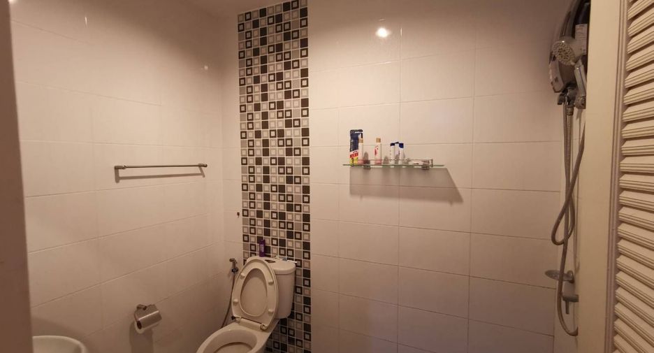 For sale 3 bedrooms townhouse in Bang Khen, Bangkok
