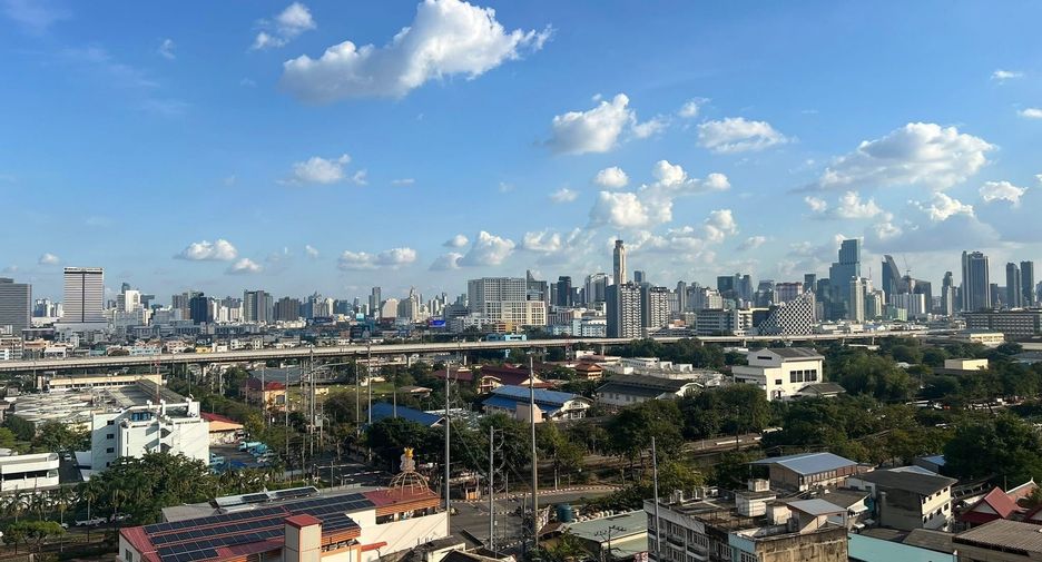 出租 3 卧室 公寓 在 Phaya Thai, 曼谷