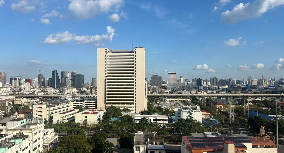 出租 3 卧室 公寓 在 Phaya Thai, 曼谷