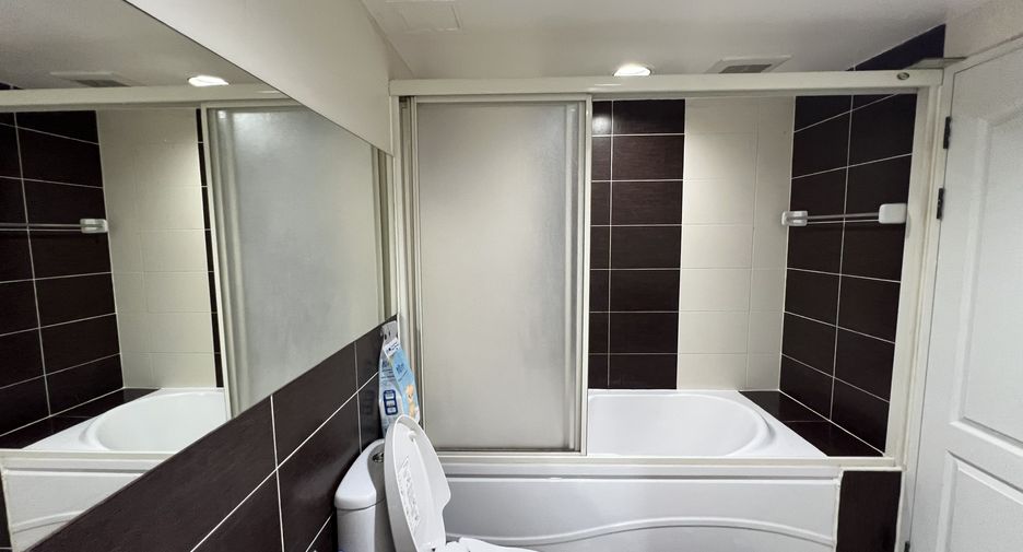 Wohnung zur Miete mit 1 Zimmer in Watthana, Bangkok