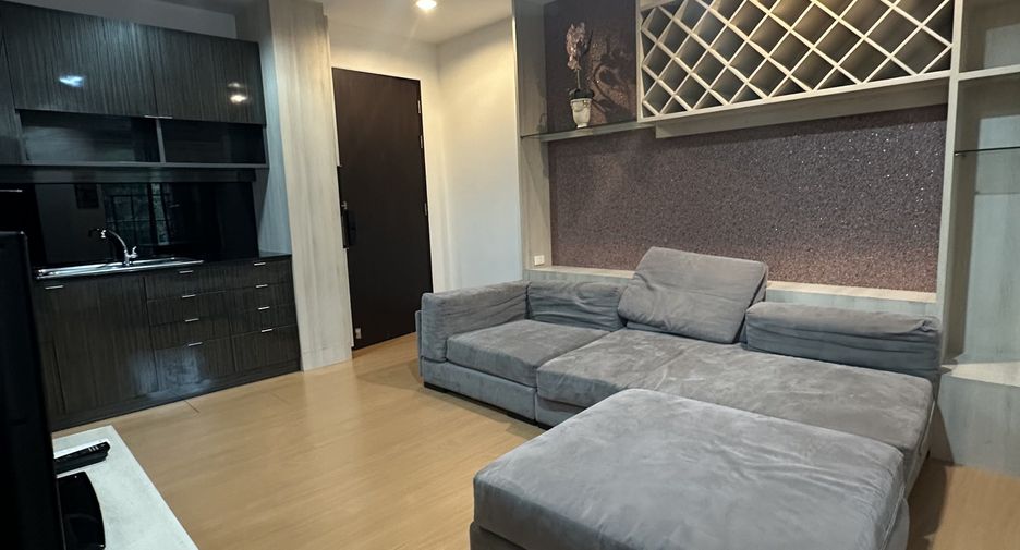 Wohnung zum Kauf mit 1 Zimmer in Khlong Toei, Bangkok