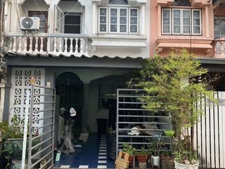 For sale 2 bedrooms townhouse in Bueng Kum, Bangkok