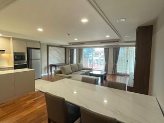 Apartamento en alquiler de 3 habitaciones en Khlong Toei, Bangkok